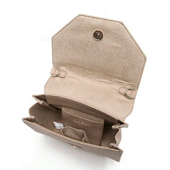 Hester Crossbody Saddle Bag (Wine Edition) - Picture 4 of 8